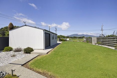 Photo of property in 9 Lorenzen Bay Road, Raglan, 3225