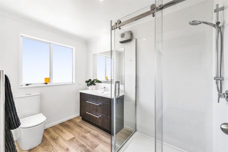 Photo of property in 10 Beauford Place, Parklands, Christchurch, 8083