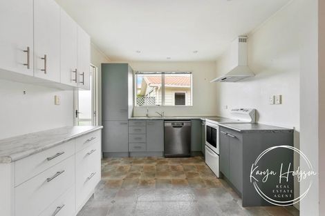 Photo of property in 12 Ash Grove, Maungaturoto, 0520