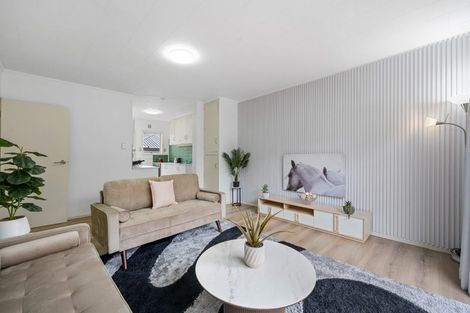 Photo of property in 68b Colwill Road, Massey, Auckland, 0614