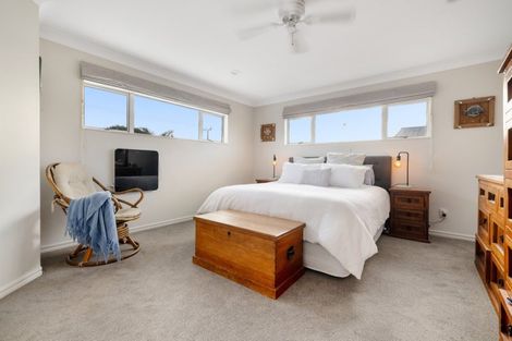 Photo of property in 65 Pukehina Parade, Pukehina, Te Puke, 3189