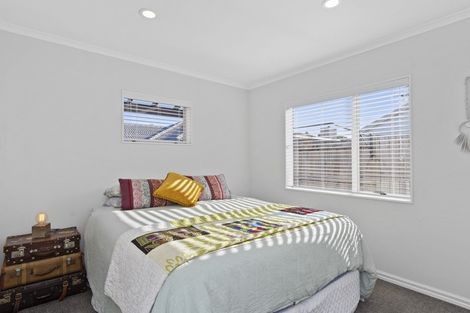 Photo of property in 16 Fahey Avenue, Mount Maunganui, 3116