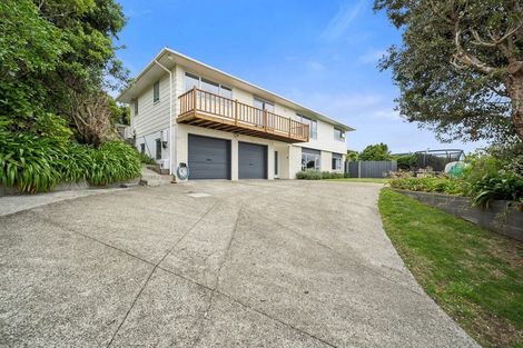 Photo of property in 14 Truro Road, Camborne, Porirua, 5026