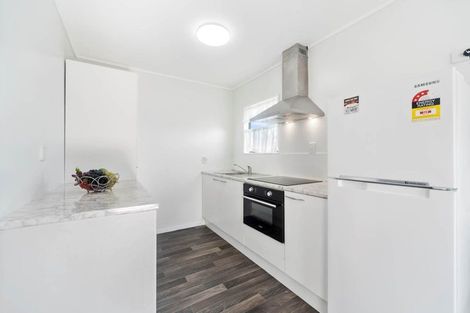 Photo of property in 2/34 Great South Road, Manurewa, Auckland, 2102