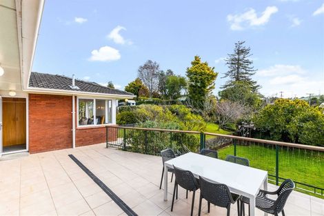 Photo of property in 113 Tiroroa Avenue, Te Atatu South, Auckland, 0610