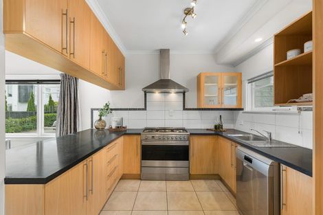 Photo of property in 15 Roa Road, Fendalton, Christchurch, 8041