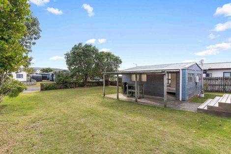 Photo of property in 124 Hampton Road, Whangamata, 3620