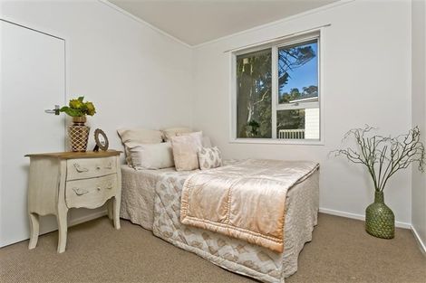 Photo of property in 46 Castleton Street, Birkdale, Auckland, 0626