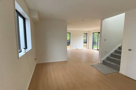 Photo of property in 37d Allington Road, Massey, Auckland, 0614