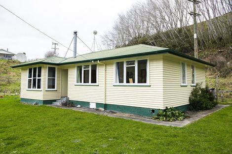 Photo of property in 3060 Tiniroto Road, Tiniroto, Manutuke, 4078