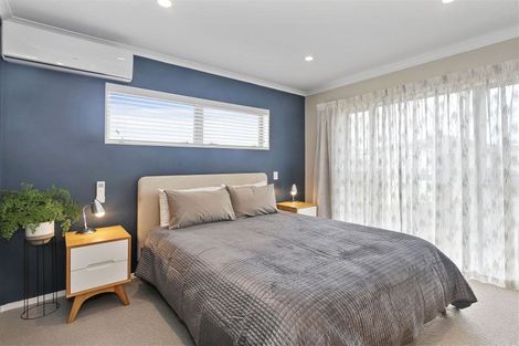 Photo of property in 30 Arthur Rolfe Lane, Swanson, Auckland, 0614