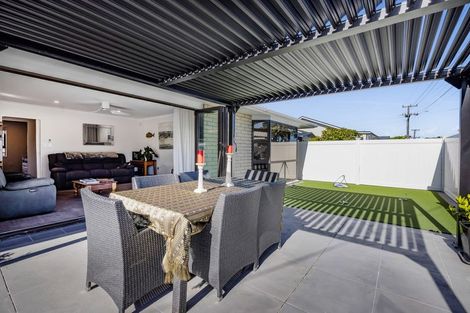 Photo of property in 1/27 Whiteley Street, Moturoa, New Plymouth, 4310