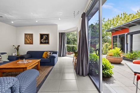 Photo of property in 35 Church Road, Taradale, Napier, 4112