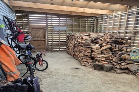 Photo of property in 17 Gorge Road, Maungaturoto, 0520