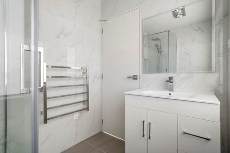 Photo of property in 69e Great South Road, Manurewa, Auckland, 2102