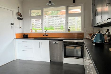 Photo of property in 56 Murray Street, Kew, Dunedin, 9012