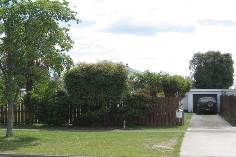 Photo of property in 303 Shakespeare Street, Leamington, Cambridge, 3432