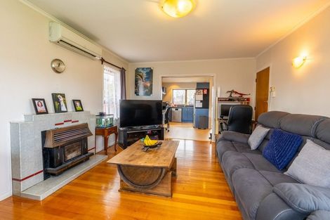 Photo of property in 35 Harwood Crescent, Otara, Auckland, 2023