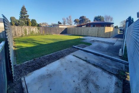 Photo of property in 17a Hollows Crescent, Takaro, Palmerston North, 4412
