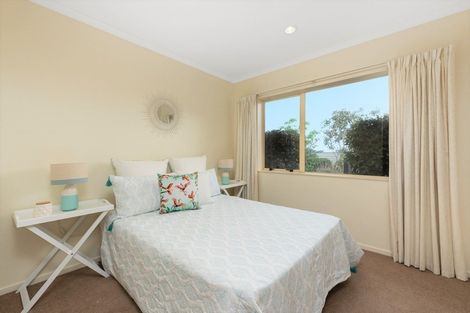 Photo of property in 1 Tautara Place, Ohauiti, Tauranga, 3112