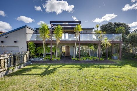 Photo of property in 54 Le Quesne Road, Bay View, Napier, 4104