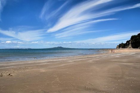 Photo of property in 4/773 Beach Road, Browns Bay, Auckland, 0630