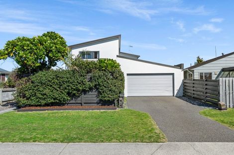 Photo of property in 216a Dickson Road, Papamoa Beach, Papamoa, 3118