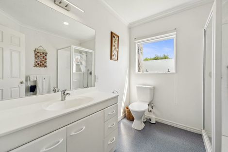 Photo of property in 52 Stephens Place, Hairini, Tauranga, 3112