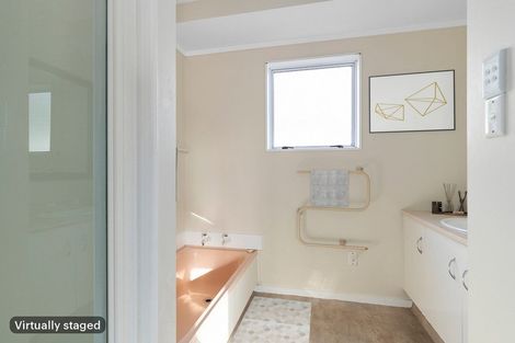 Photo of property in 5 Judena Place, Pukete, Hamilton, 3200