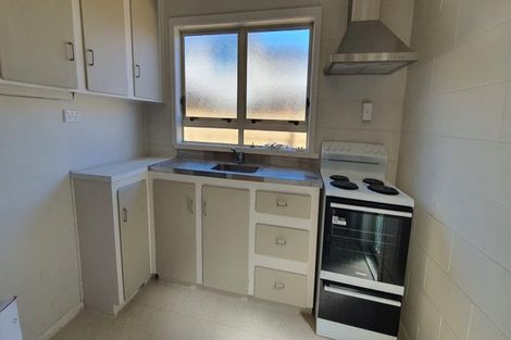 Photo of property in 33 Hayward Road, Ngatea, 3503