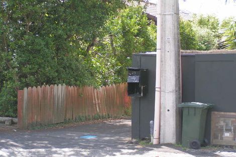 Photo of property in 25 William Street, Takapuna, Auckland, 0622