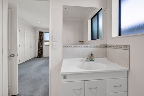 Photo of property in 14 Hamlet Street, Stratford, 4332