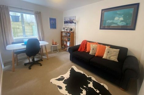 Photo of property in 45 Edinburgh Terrace, Berhampore, Wellington, 6023