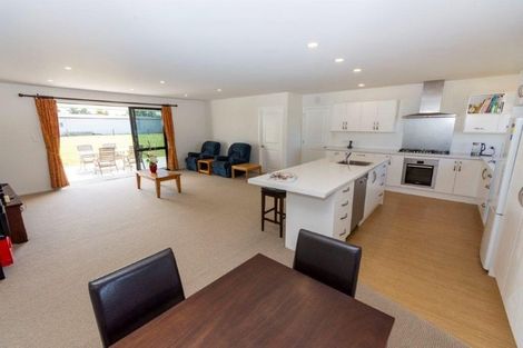 Photo of property in 8 Northside Drive, Waikuku, Rangiora, 7473