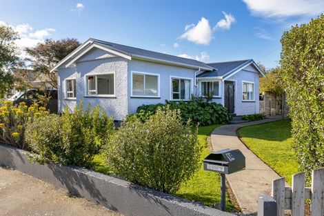 Photo of property in 14 Rexwood Street, Carterton, 5713