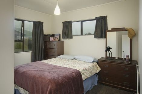 Photo of property in 12b Ranui Road, Stoke, Nelson, 7011