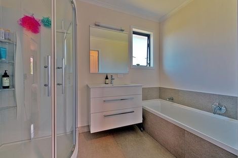 Photo of property in 114 Harold Holt Avenue, Pirimai, Napier, 4112