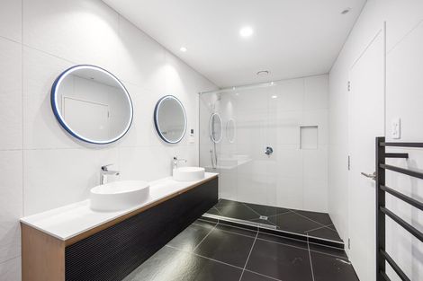 Photo of property in 15 Kumukumu Road, Long Bay, Auckland, 0630