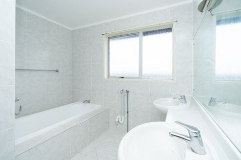 Photo of property in 86 Sylvester Crescent, Flagstaff, Hamilton, 3210