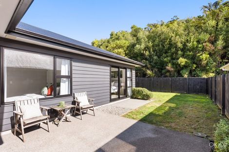 Photo of property in 7 Te Awa Rere Grove, Stokes Valley, Lower Hutt, 5019