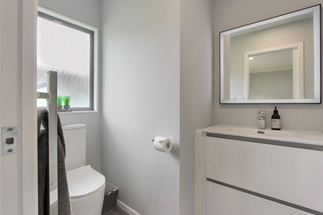 Photo of property in 17 Edward Payton Grove, Pukehangi, Rotorua, 3015