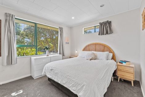 Photo of property in 31 Rutherford Drive, Waikanae Beach, Waikanae, 5036