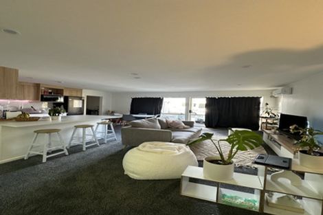 Photo of property in 1/14 Beatrice Avenue, Hillcrest, Auckland, 0627