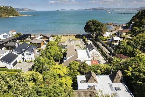 Photo of property in 17 Dillon Street, Lowry Bay, Lower Hutt, 5013