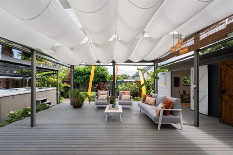 Photo of property in 13 Harbour View Road, Point Wells, Warkworth, 0986