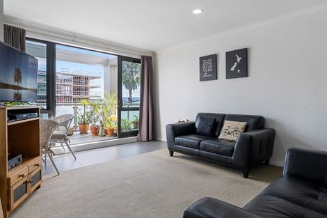 Photo of property in Paramount Apartments, 21/281 Maunganui Road, Mount Maunganui, 3116