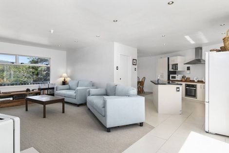 Photo of property in 14 Avro Road, Blue Mountains, Upper Hutt, 5371