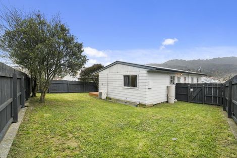 Photo of property in 149a George Street, Stokes Valley, Lower Hutt, 5019