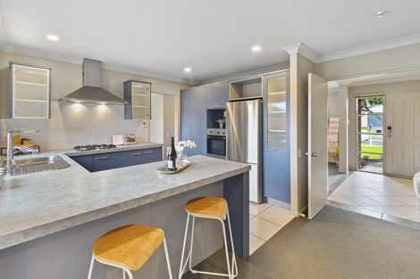 Photo of property in 6 Fergy Crescent, Wattle Downs, Auckland, 2103