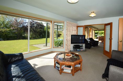 Photo of property in 27 Weir Street, Green Island, Dunedin, 9018